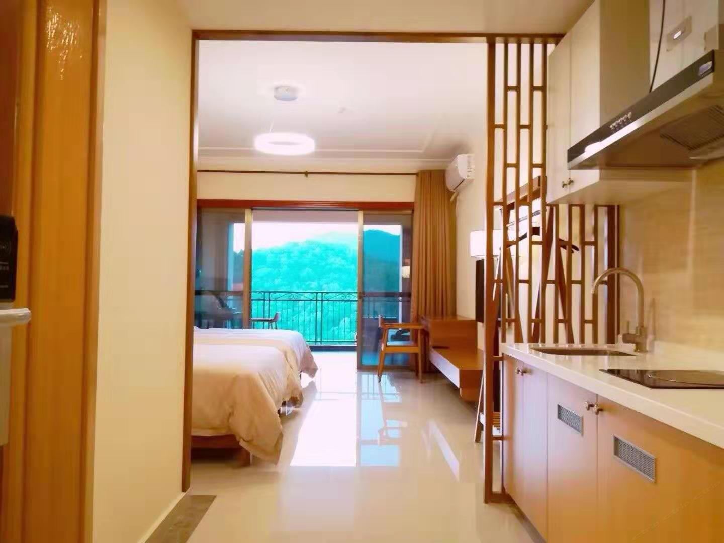 豪华大床房