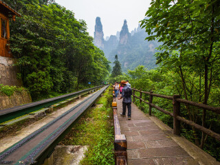 張家界旅游8日游_去張家界靠譜的旅行團(tuán)_張家界旅游幾月份最好