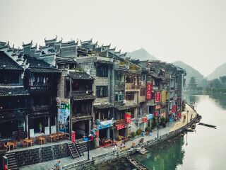 貴州游特價(jià)團(tuán)_貴州自由游價(jià)格多少_報(bào)團(tuán)去貴州多少錢