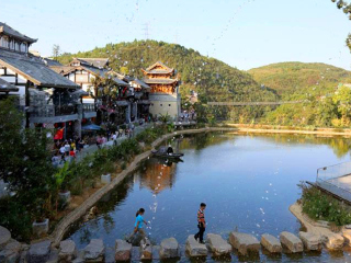 貴州黃果樹瀑布自由行旅游團(tuán)_跟團(tuán)貴州黃果樹瀑布旅游價(jià)格表_貴州黃果樹瀑布旅游大概多少錢