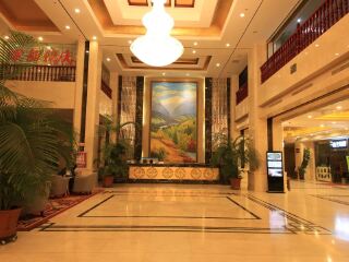 國(guó)慶新疆游價(jià)格_去新疆游怎么省錢_去新疆報(bào)團(tuán)多少錢