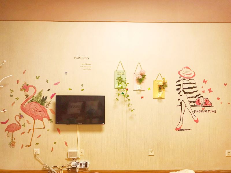 hotelPic