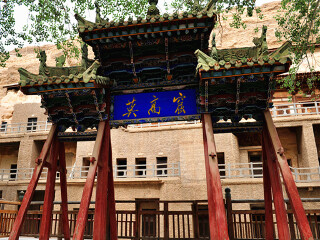 蘭州青海湖旅游組團(tuán)_蘭州青海湖自由行還是跟團(tuán)好_蘭州青海湖旅游需要多少錢