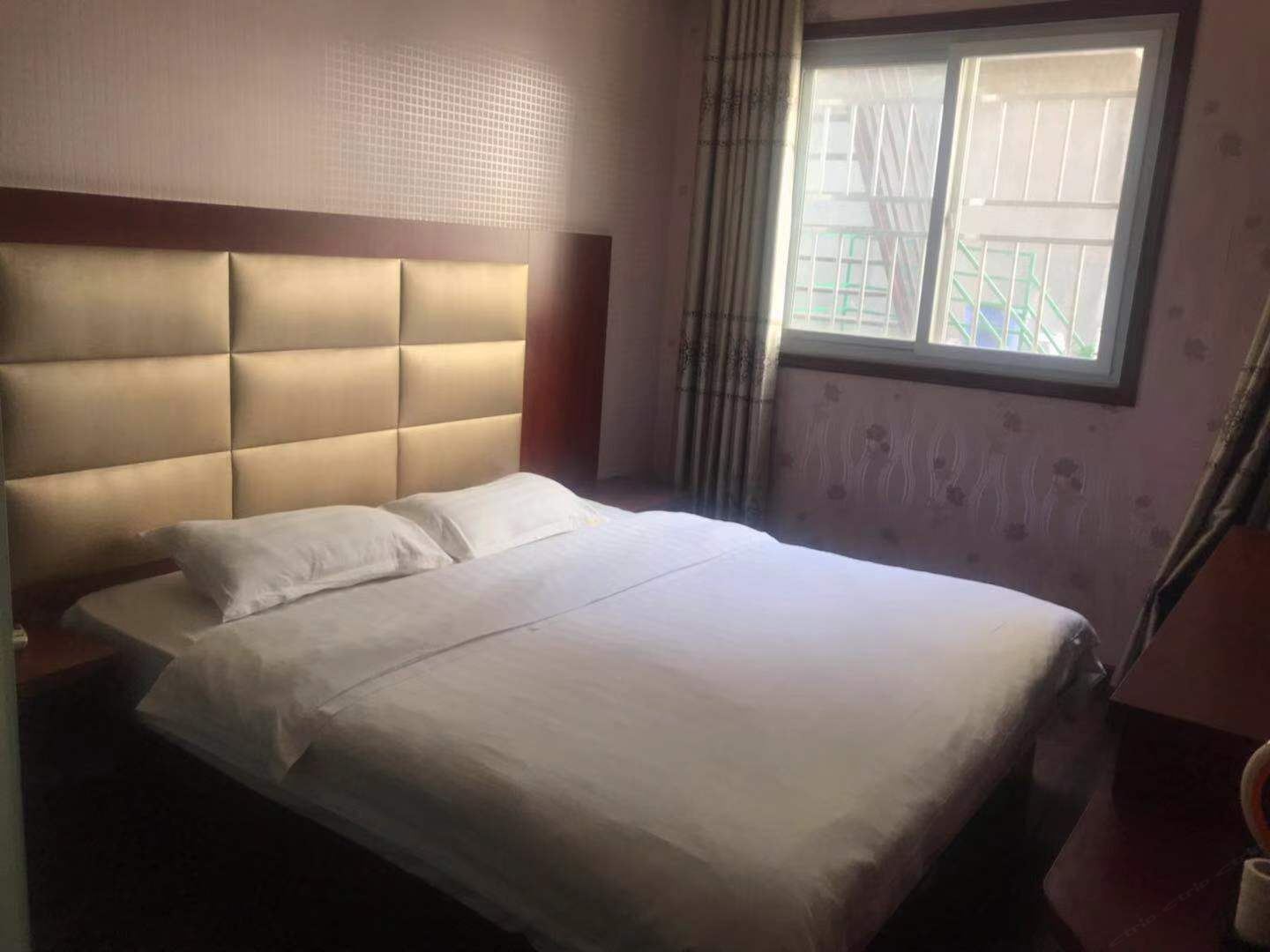 特惠大床房(无窗)