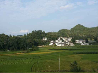 云南昆明自由行還是跟團(tuán)好_2021去云南昆明跟團(tuán)多少錢_旅行團(tuán)云南昆明游