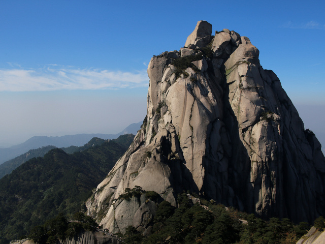 天柱山飞来峰
