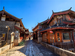 跟團(tuán)云南麗江游價(jià)格_云南麗江私人定制旅游_云南麗江旅游多少錢(qián)