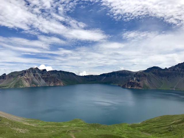 长白山镜泊湖,跨越两省的消暑纳凉行