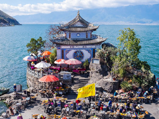 麗江瀘沽湖旅游團(tuán)報(bào)價(jià)2021_麗江瀘沽湖旅游報(bào)團(tuán)價(jià)格_報(bào)團(tuán)去麗江瀘沽湖多少錢(qián)