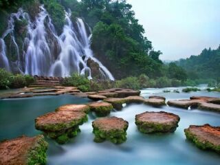 貴州黃果樹瀑布游跟團多少錢_貴州黃果樹瀑布旅游一次多少錢_貴州黃果樹瀑布最佳旅游路線