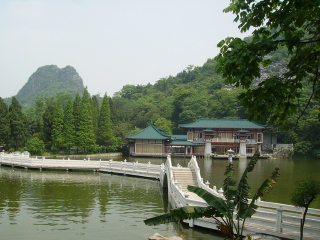 桂林陽朔旅游一次多少錢_現(xiàn)在去桂林陽朔旅游多少錢_報(bào)團(tuán)去桂林陽朔多少錢