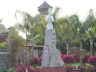 桂林陽朔旅游一次多少錢_現(xiàn)在去桂林陽朔旅游多少錢_報(bào)團(tuán)去桂林陽朔多少錢
