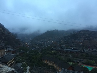 貴州游花多少錢_貴州游跟團多少錢2021_2021去貴州跟團多少錢