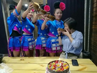 貴州游花多少錢_貴州游跟團多少錢2021_2021去貴州跟團多少錢