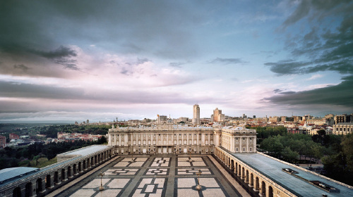 格拉纳达-巴塞罗那-马德里-里斯本-塞维利亚8晚