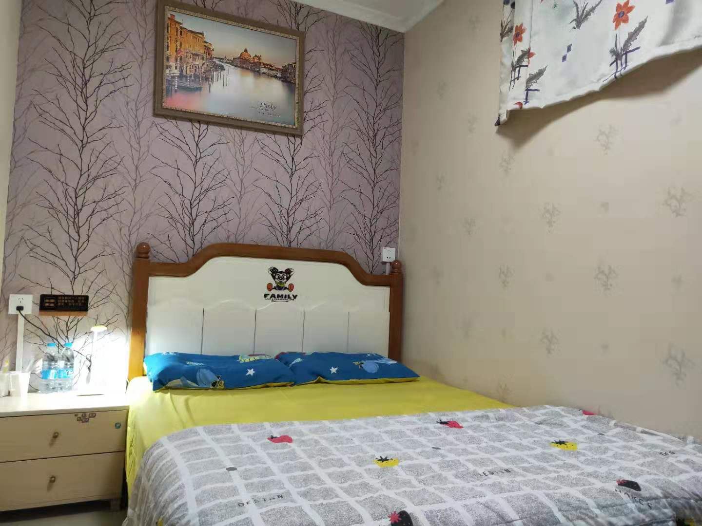 喜气洋洋精品大床房(公共卫浴)