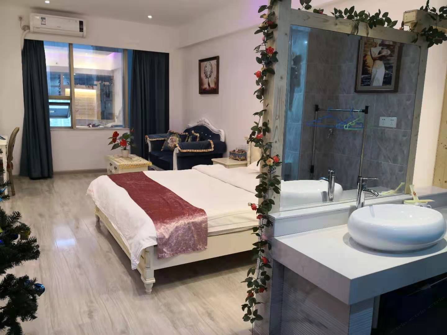 精选大床房
