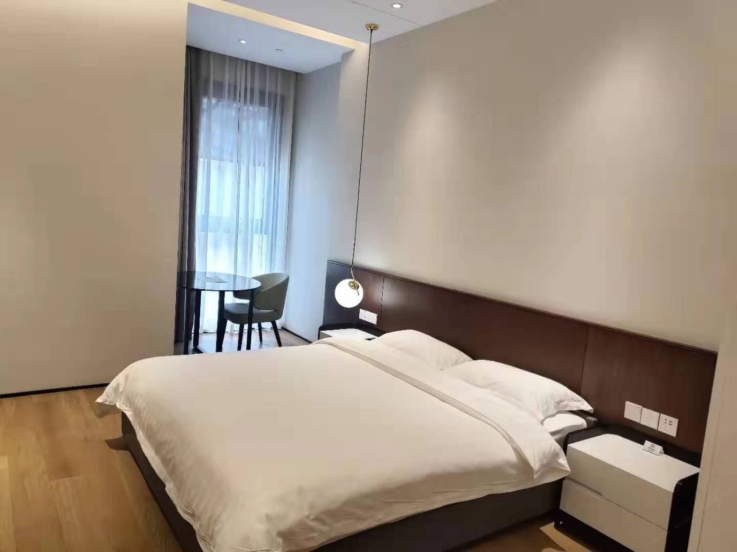 舒适商务间