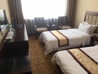 去新疆游怎么省錢_新疆八月份旅游_新疆自由行還是跟團(tuán)好