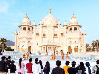 迪拜旅游花費(fèi)一般多少_迪拜自由行旅游團(tuán)_迪拜旅游需要多少錢(qián)