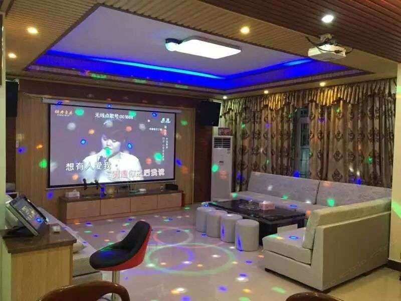 健身娱乐设施