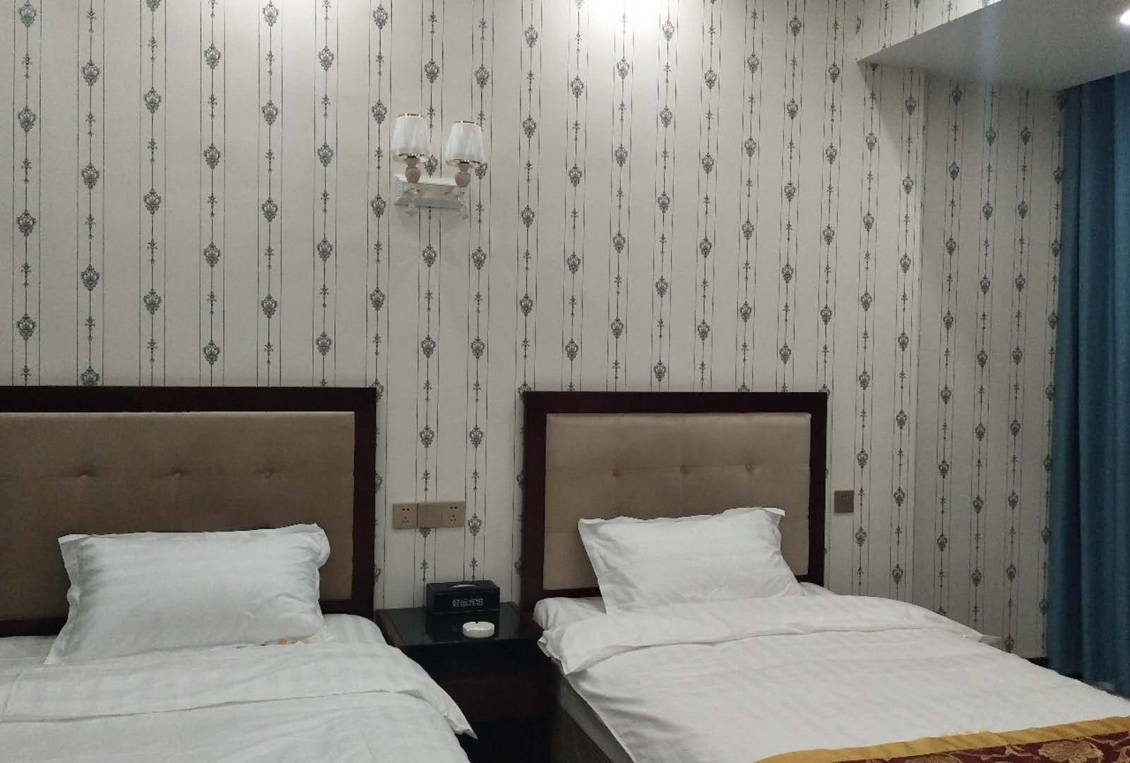 双床房