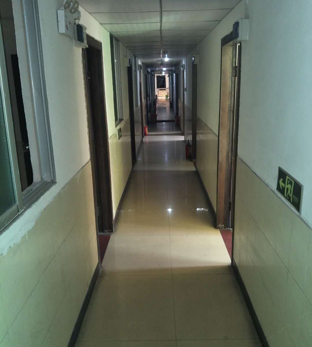 广州盈丰公寓潭村店