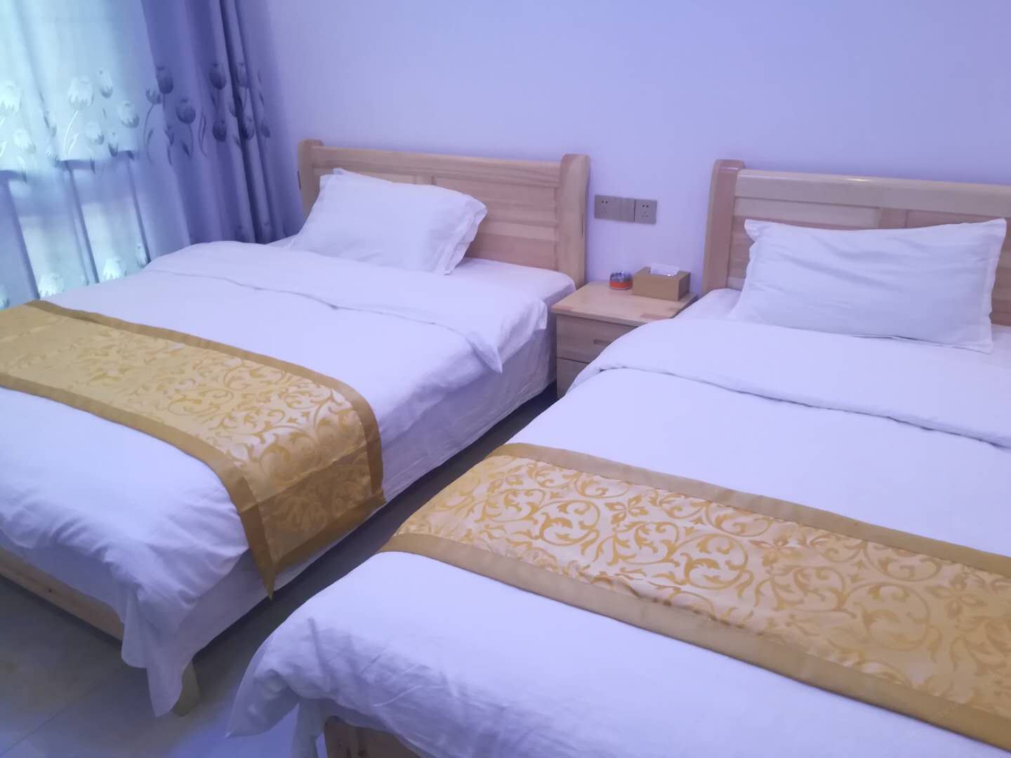 双床房