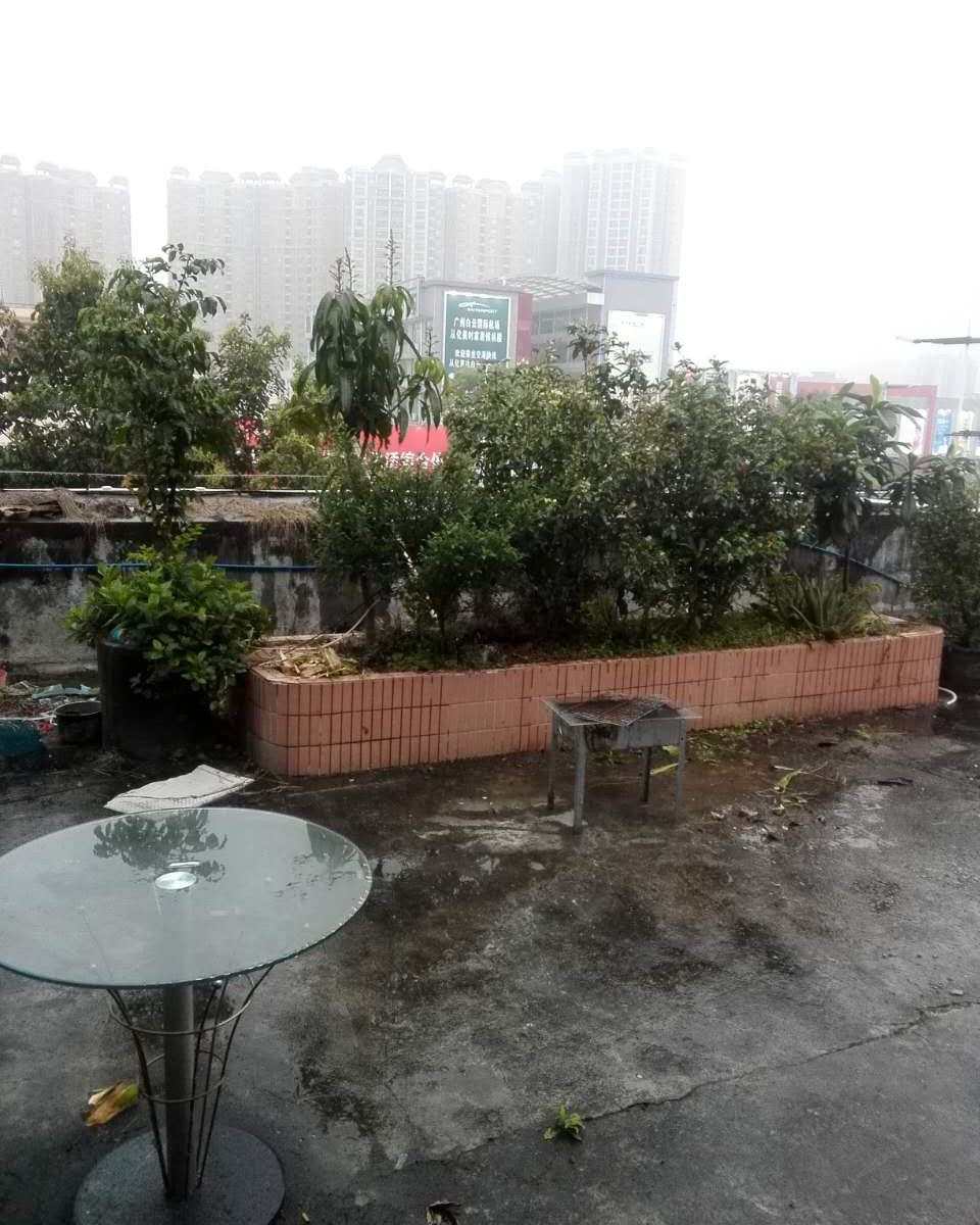 健身娱乐设施