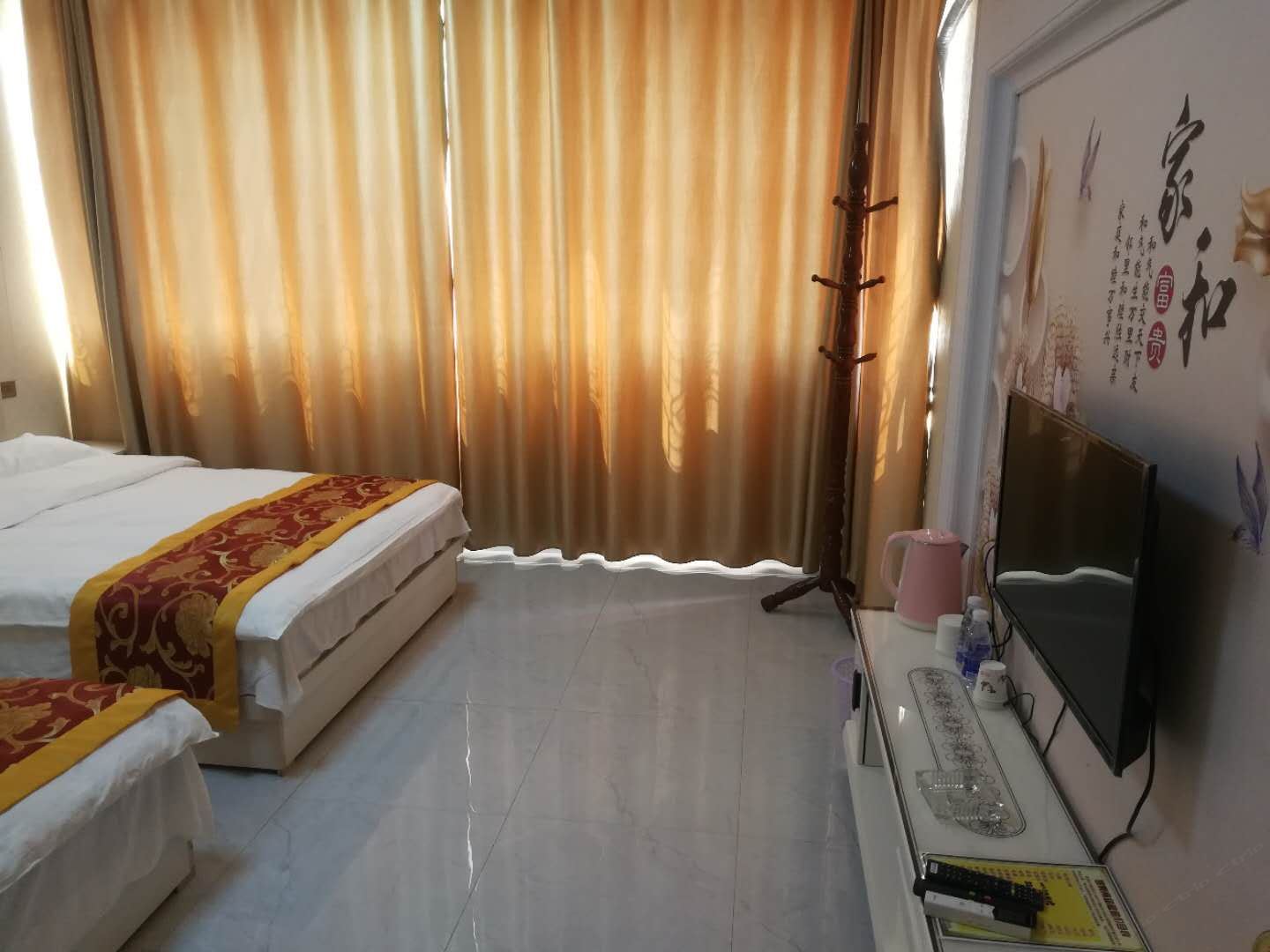 双床房