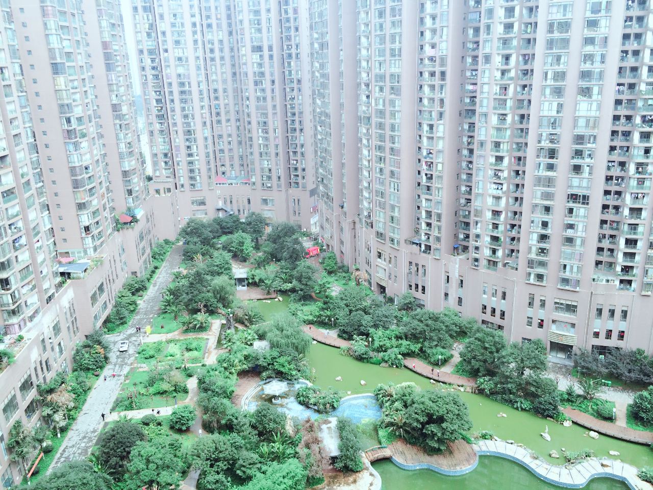 昆明欢喜小屋住宿