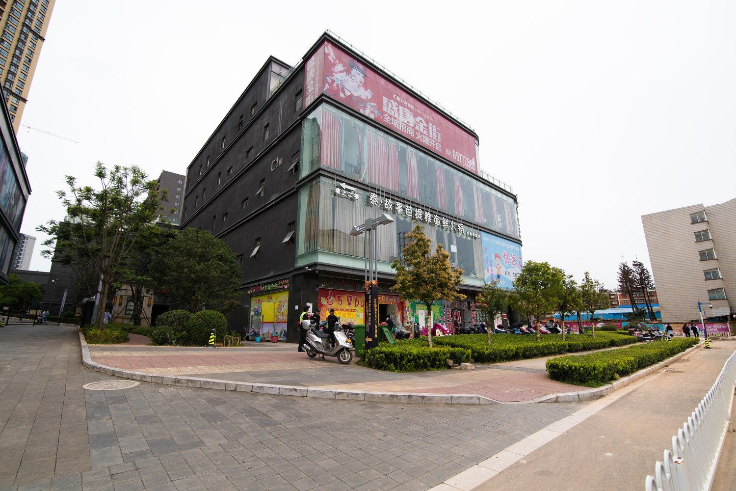 昆明泰国海鲜火锅店老板普通公寓(分店)