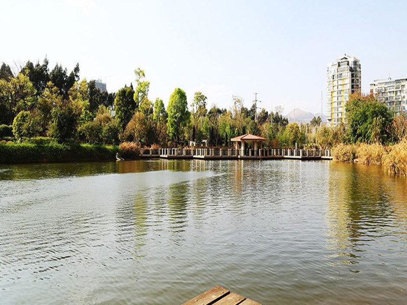 昆明龟龙湖公园一室公寓(翡翠湾店)