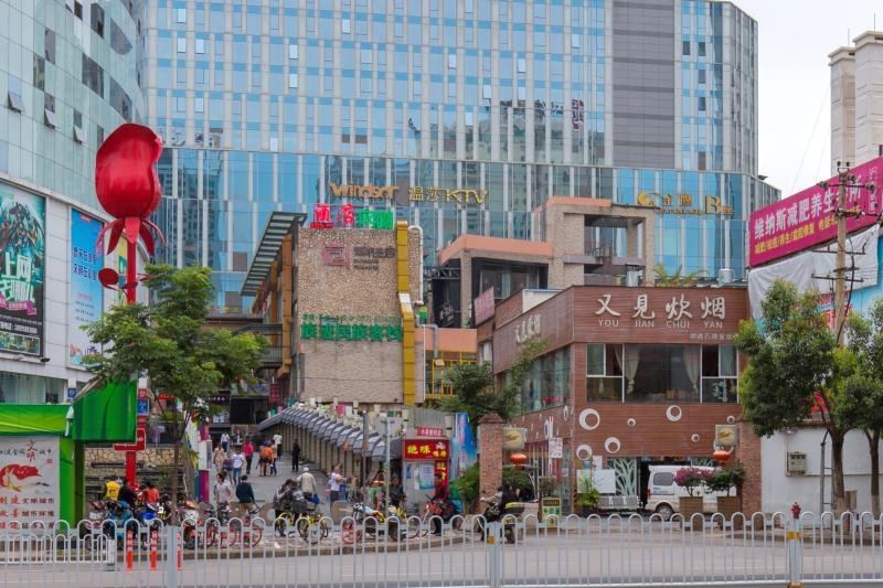 昆明路客BB1700精品民宿