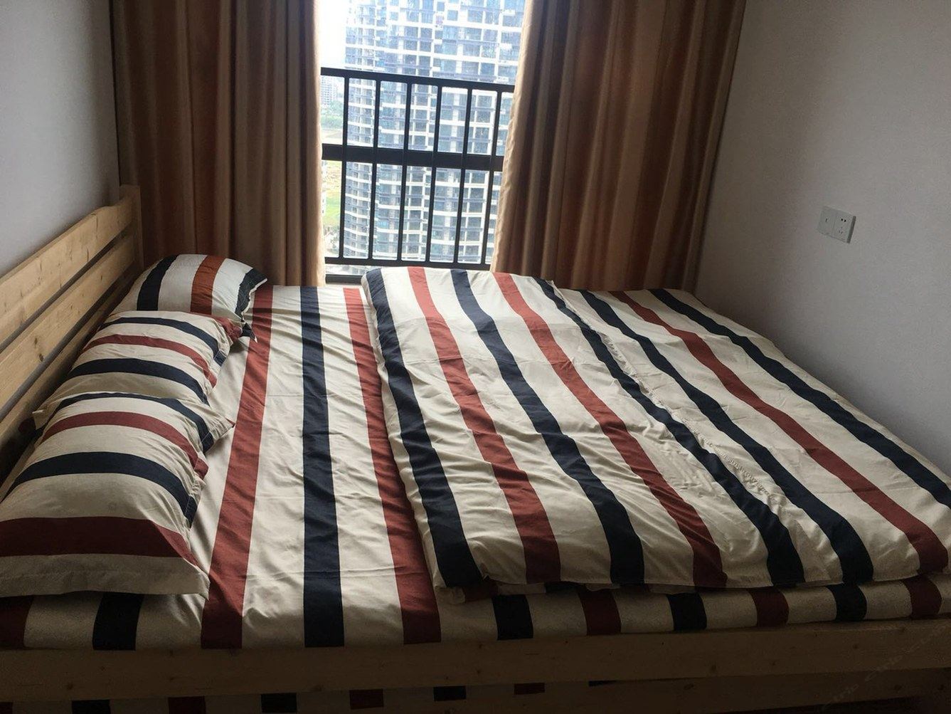 舒适北欧风二室一厅套房