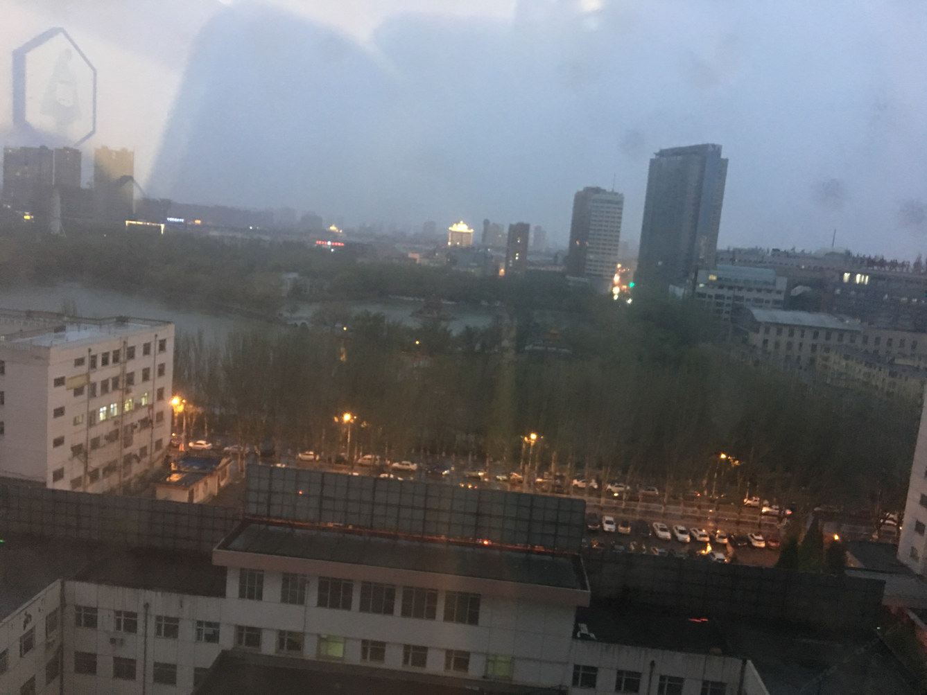 其他