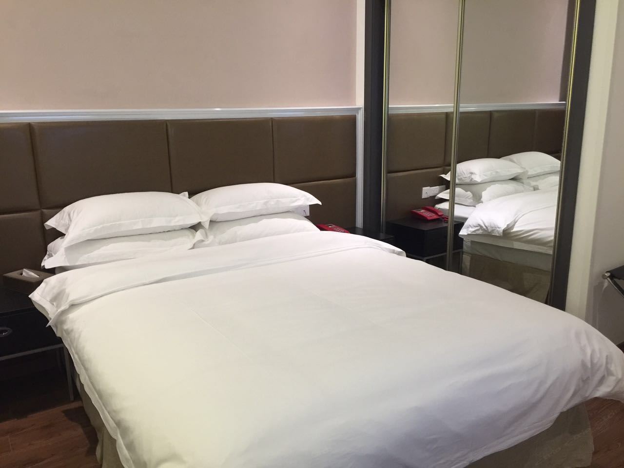 经济单间(无窗)