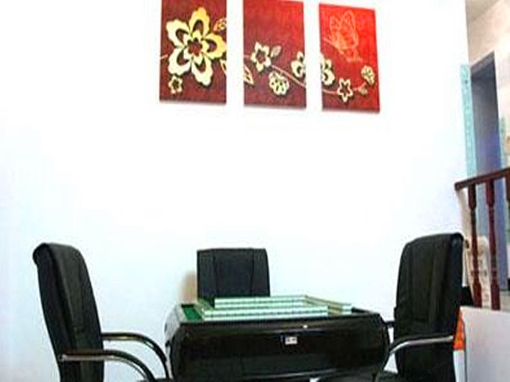 健身娱乐设施