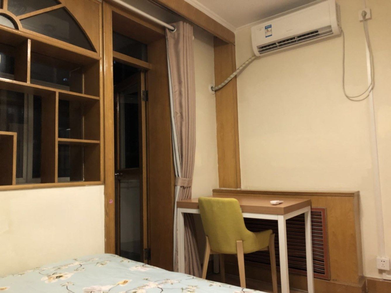 精致温馨两居室
