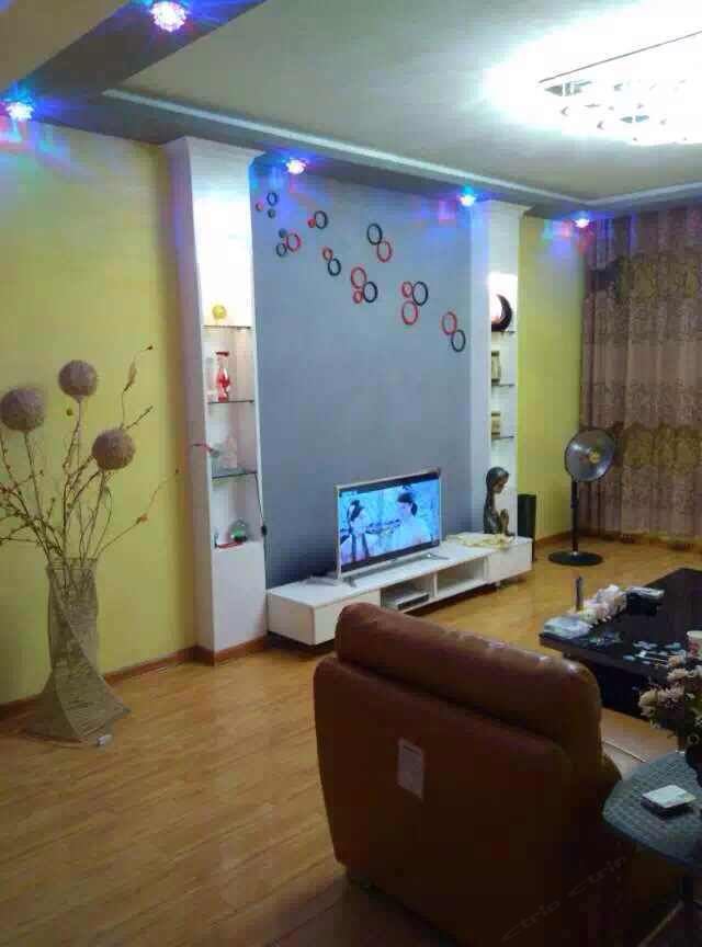西宁君悦国际1号家庭公寓