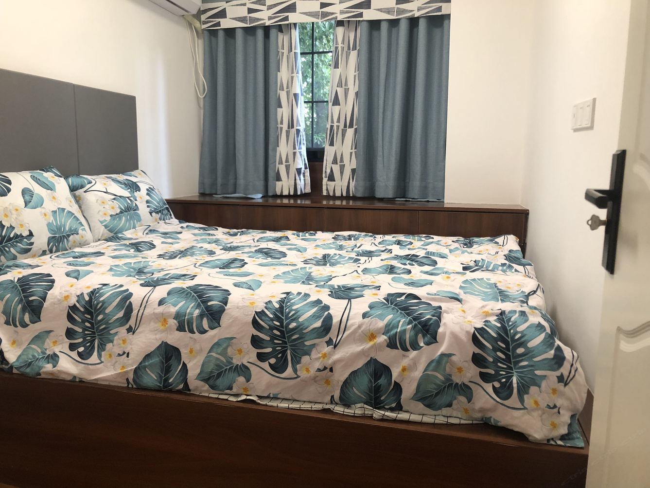 上海海洋之家306公寓(延安中路分店)