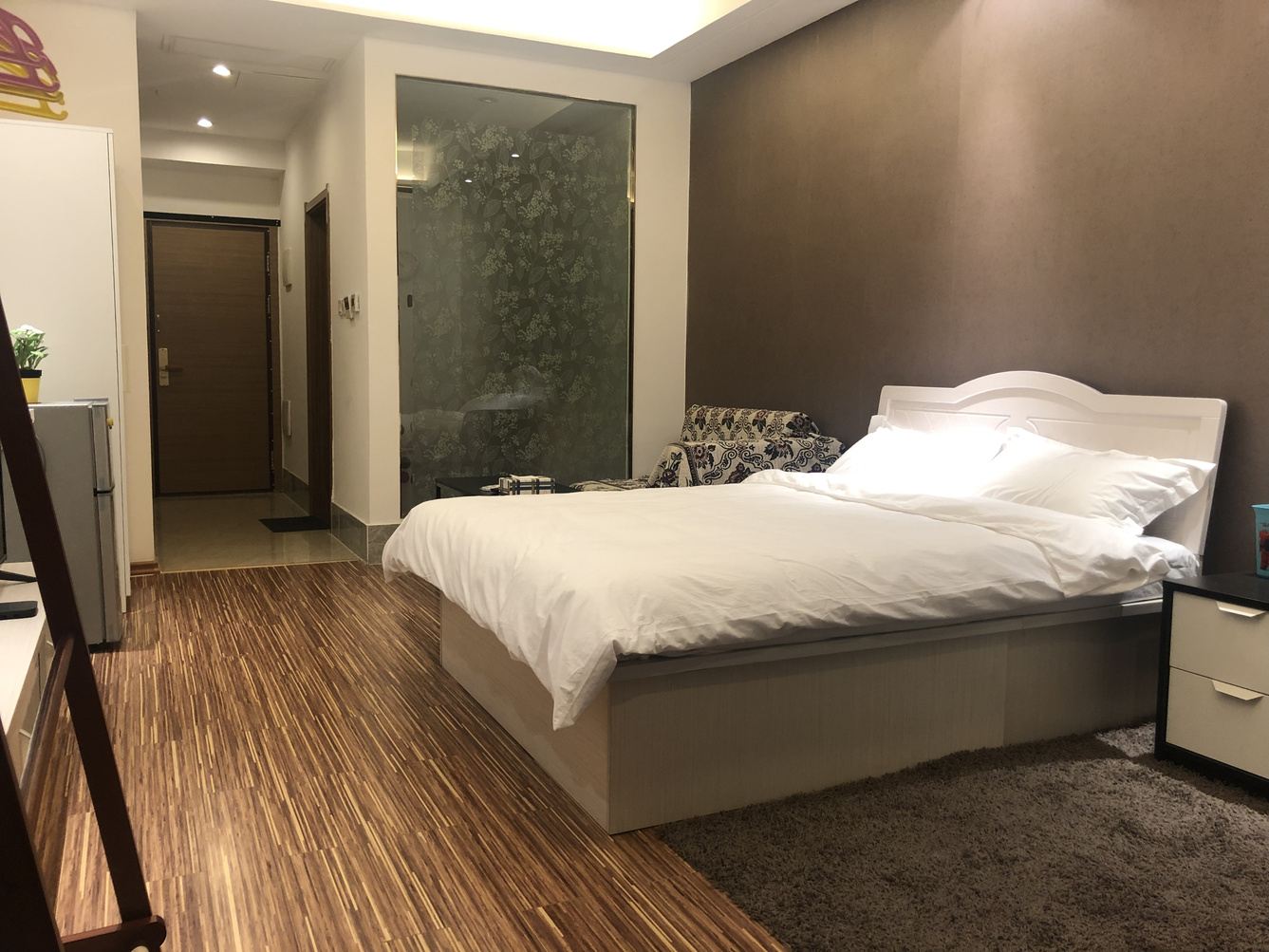 天津安静温馨之屋公寓
