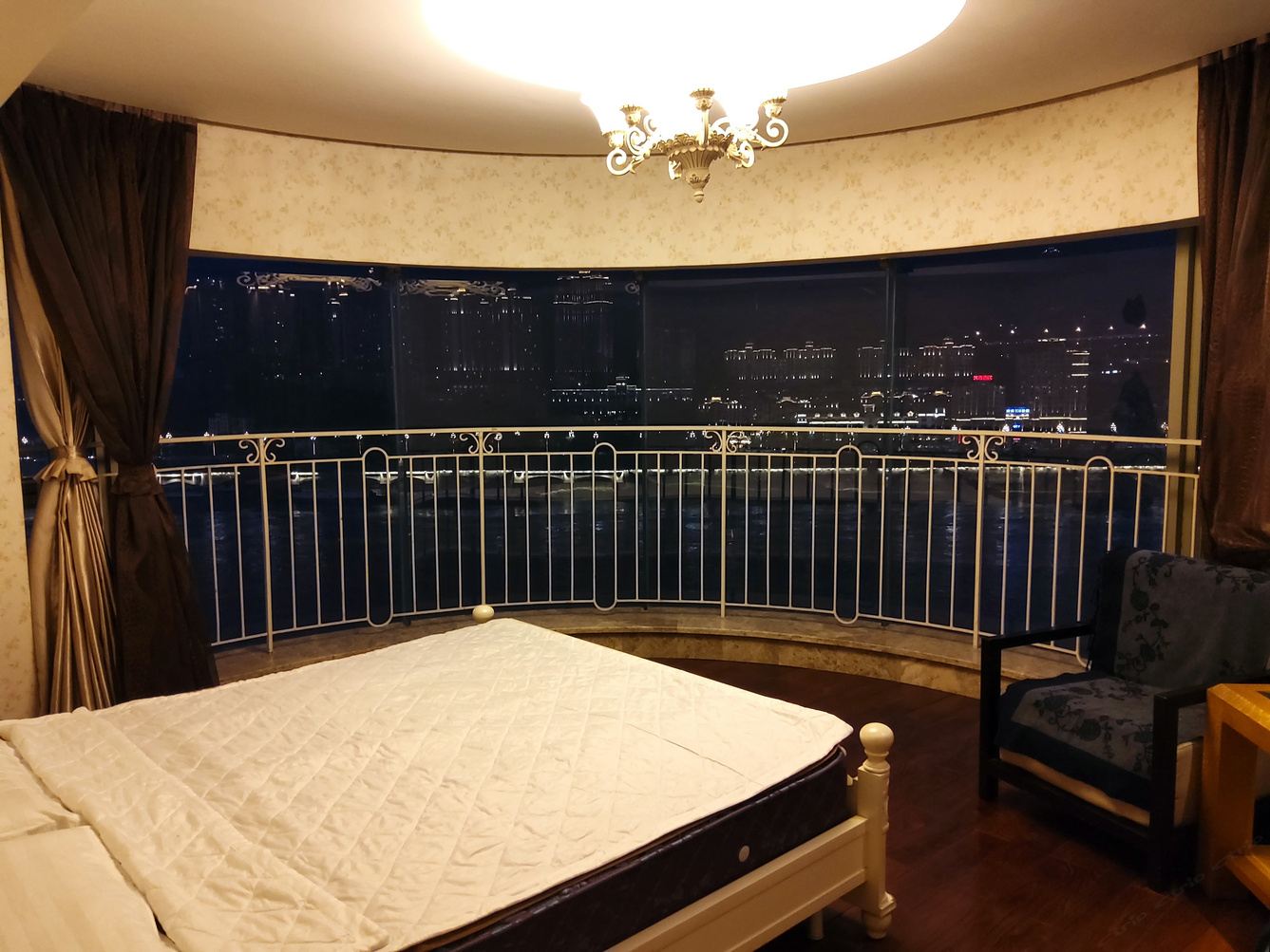 观景大套房