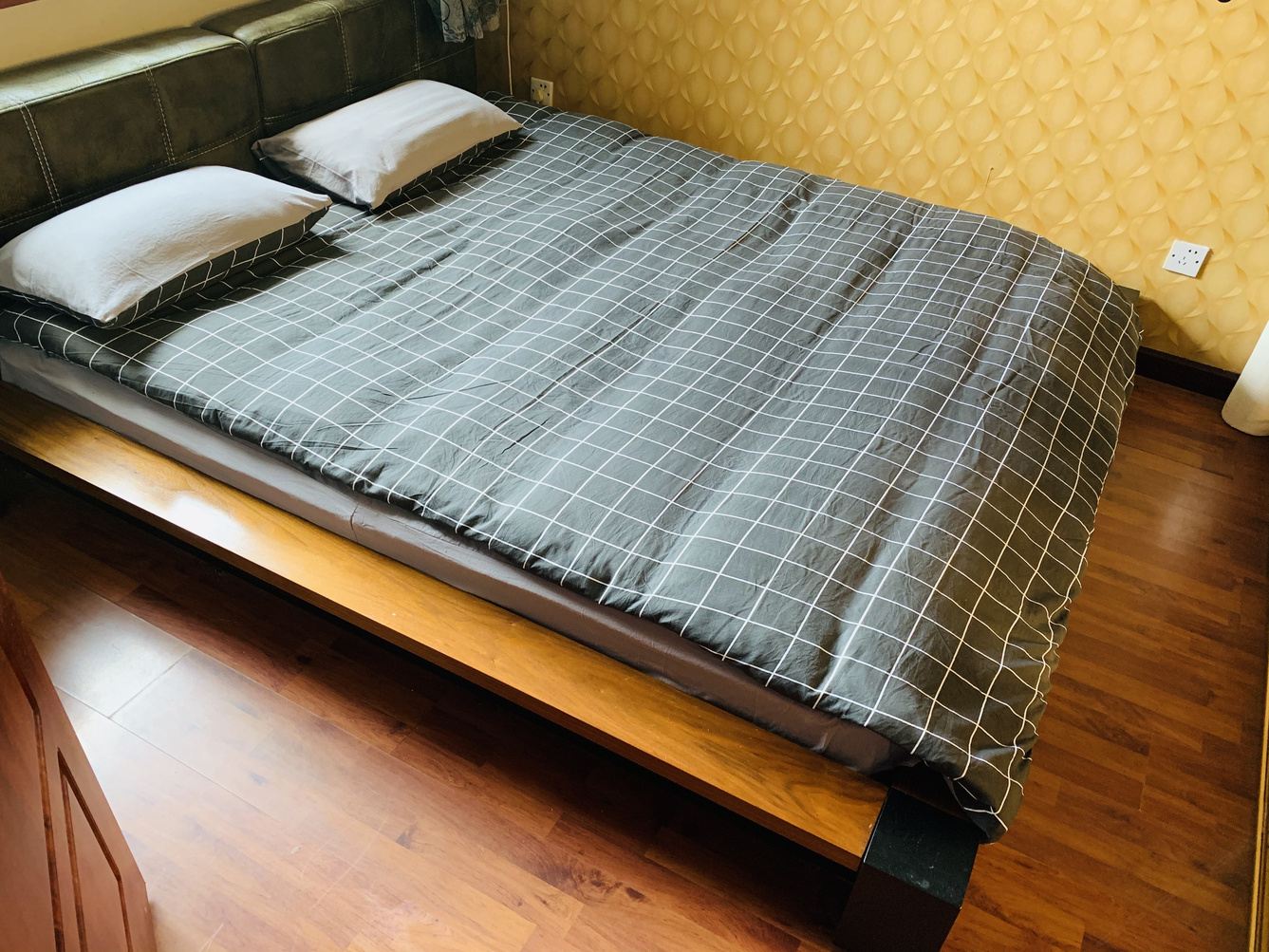 简约二室一厅套房