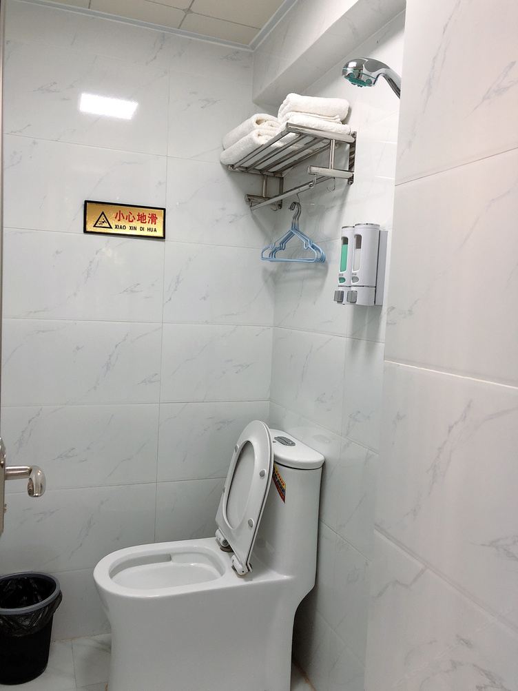 豪华亲子间
