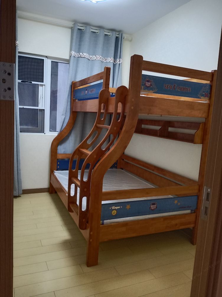 简约三室二厅套房