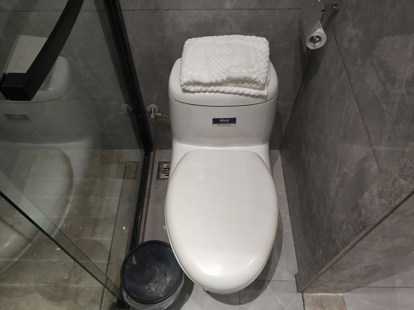 舒适双床房