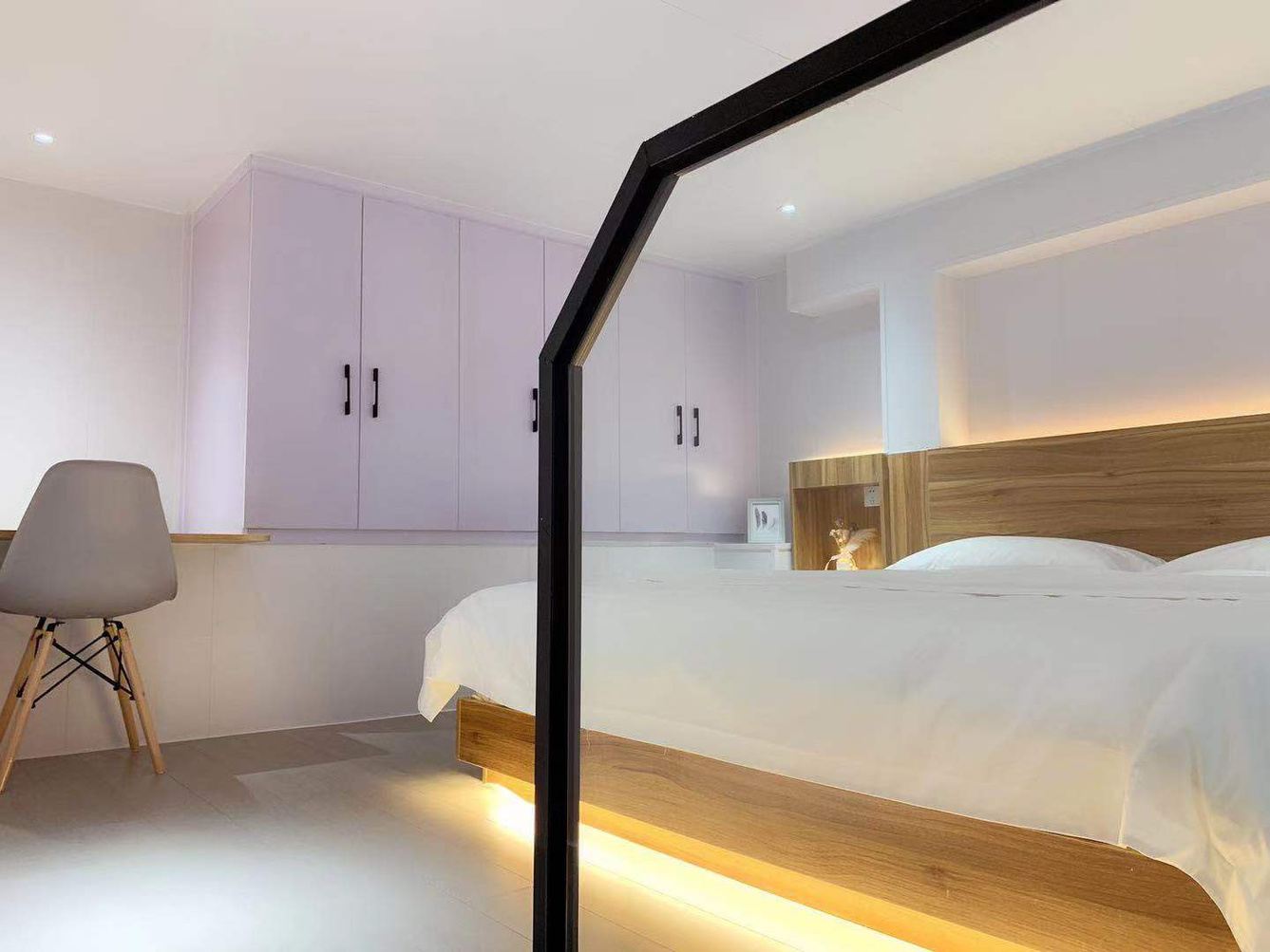 舒适复式一室一厅套房