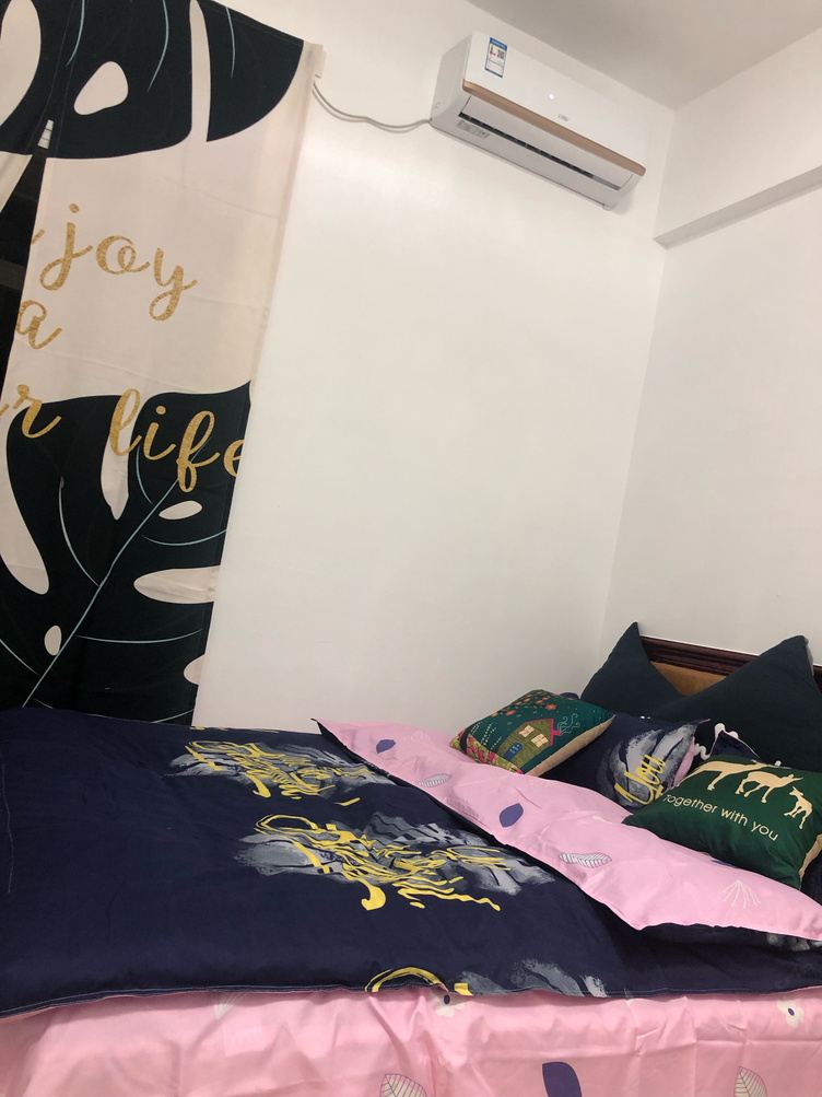 舒适浪漫一室大床房
