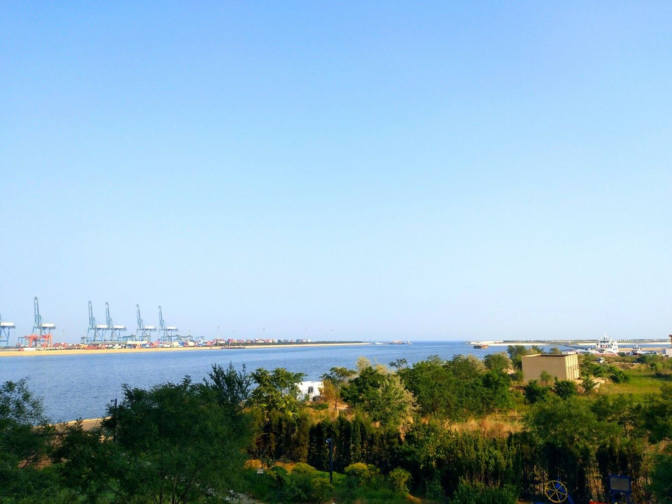 秦皇岛湾海美寓公寓